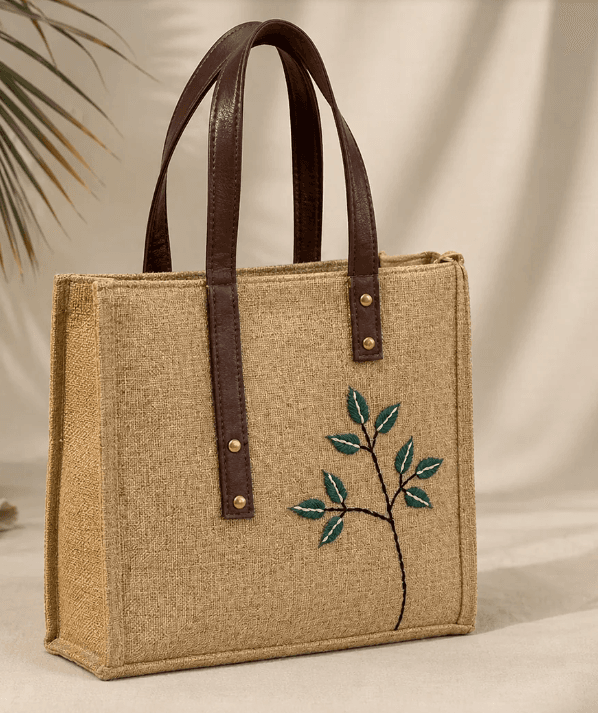 Women trendy and classic bag